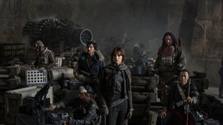 『スター・ウォーズ』スピンオフ『ローグ・ワン』の映像公開!新たな黒いストームトルーパー登場!