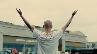 映画版『アイアムアヒーロー』の“ゾキュン”が怖過ぎる「R15+指定以上が前提」