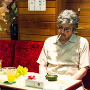 三浦友和、家族崩壊に導く“最悪の父親役”『葛城事件』映像