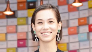 水原希子、スタイル抜群な美人母を公開!「そっくり」「めちゃめちゃキレイ」