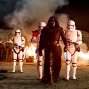 『スター・ウォーズ』新作がV3!『劇場版 MOZU』が2位に初登場