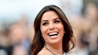 「デス妻」エヴァ・ロンゴリアが3度目の結婚 ベッカム夫妻&ペネロペ・クルス&ケイティ・ペリーらセレブ参列