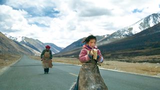 驚愕必至の歩き方！チベット仏教の知られざる巡礼方法