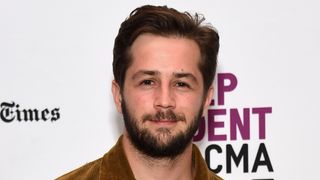 『ワイルドカード』マイケル・アンガラノら、ジェニファー・モリソンの監督デビュー作に出演へ