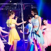 “モー娘。加入”松岡茉優の腹筋がヤバイ!「バッキバキ」「二度見した」