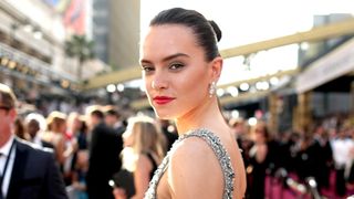 『スター・ウォーズ』デイジー・リドリー、子宮内膜症を告白