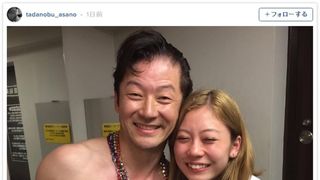 浅野忠信、“父の顔”な娘との2ショットが素敵！