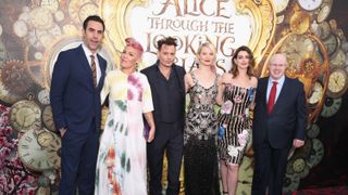 『アリス・イン・ワンダーランド』プレミアでドローン飛ばした男、逮捕されていた