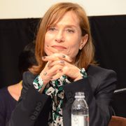 フランス名女優イザベル・ユペール演じることの神秘を語る