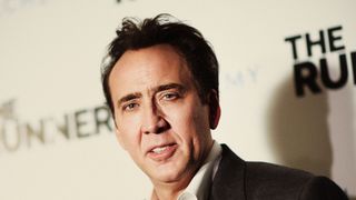 また寿司屋？妻と別れたニコラス・ケイジ、謎の着物美人とキス