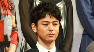 妻夫木聡、初共演の綾野剛とイチャイチャしまくり