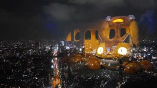 世界初の夜景！ネコバスが東京の夜空を飛んだ！