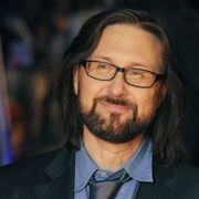 シリアルキラーを追え!『96時間』監督新作