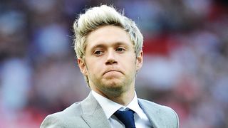 1Dナイルがガチ切れ!ありえないファンの盗撮