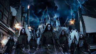 USJ「ハリポタ」エリアが闇の世界へ…デス・イーターが次々出現!世界初のハロウィーンイベント