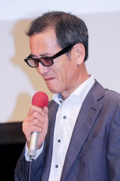 新井氏