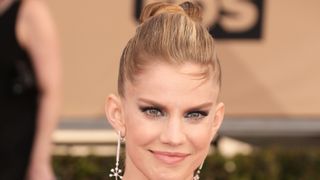 『マイ・ガール』でマコーレーとキス！女優に第2子誕生