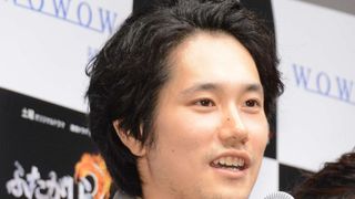 松山ケンイチ、菜々緒の入浴シーンに子どもと一緒に釘づけ!