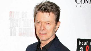 デヴィッド・ボウイさん散灰、バーニングマン会場で