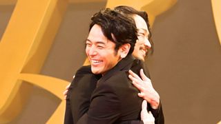 綾野剛、妻夫木聡との共同生活は「愛おしい時間」