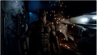 バットマン、新たな「タクティカル・バットスーツ」公開！