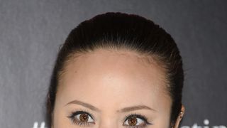 道端アンジェリカ、転倒で骨折「かなりの重傷」で手術へ