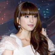 上原多香子、夫・TENNさんの命日に思いつづる