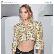 ジョニデ娘、大胆すぎる腹みせに「拒食症」の声…コメント欄大荒れ