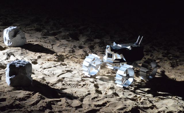 鳥取砂丘が月になった！月面レース優勝を目指し日本唯一探査ローバーフィールド試験