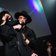 赤西仁&山田孝之「JINTAKA」早くも解散宣言