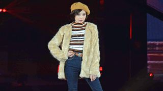 ベッキー「GirlsAward」にサプライズ登場!約3万人の観客騒然