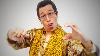 ピコ太郎、アリアナら超えた！日本人初YouTube世界1位に
