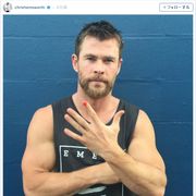 クリヘムがネイル男子に!アベンジャーズキャストにも呼びかけ!そのわけは?