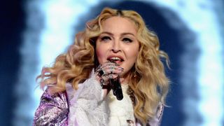 マドンナ、2016年ウーマン・オブ・ザ・イヤーに！