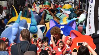 現実世界で妖怪ウォッチ！渋谷の路地が妖怪でみっちり…