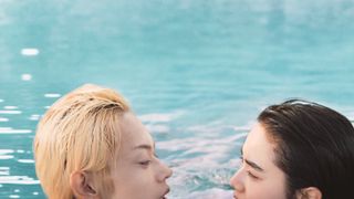 小松菜奈＆菅田将暉、海中ラブシーンが美しい！決死の美麗映像公開！