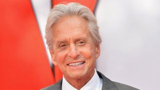 がんじゃないのに…マイケル・ダグラスなぜ?本人が完全否定