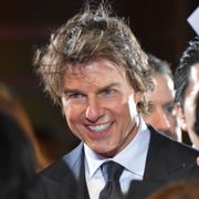 トム・クルーズ、やっぱりアツい!寒さも吹き飛ぶ熱烈ファンサービス
