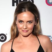 子連れで離婚…親友と暮らすも世間の厳しさ 米新ドラマがシリーズ化