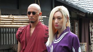 栗山千明が黒髪封印!キムタク主演映画で金髪に 市原隼人も銀髪に