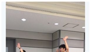 藤井隆、「逃げ恥」恋ダンスに参戦!?練習風景公開