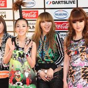 韓国グループ・2NE1が解散を発表