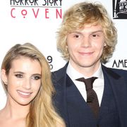 ジュリア・ロバーツのめい、同じ相手と2度目の婚約