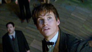 ハリポタ新シリーズ、“杖の傘”はエディ・レッドメインのアイデア！