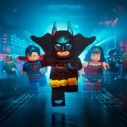え、全然ダークじゃない!バットマンがキャラ崩壊する笑撃映像