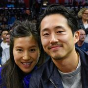 「ウォーキング・デッド」グレン俳優、長年の恋人と結婚!