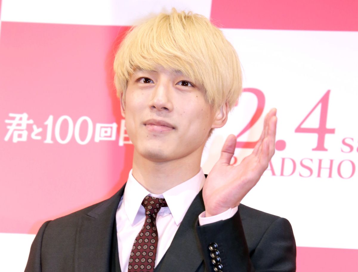 【坂口健太郎】顔も良けりゃ髪型もいい ...