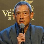 鶴見辰吾、感激!30年前出演の香港映画がデジタル修復版で初上映!
