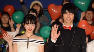 福士蒼汰、小松菜奈のムチャぶりに応戦！頭ポンポン、変ポーズにフィニッシュは？