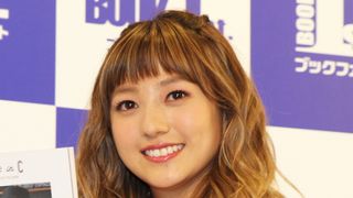 AAA伊藤千晃、突然の脱退にファン「ショック」「受け入れられない」